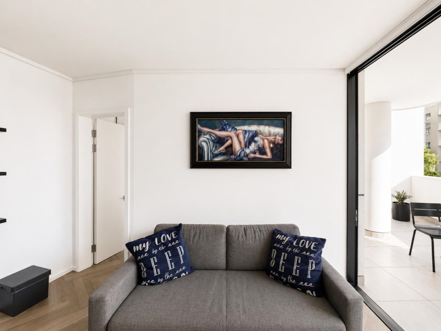 1 Bedroom Property for Sale in Sea Point Western Cape